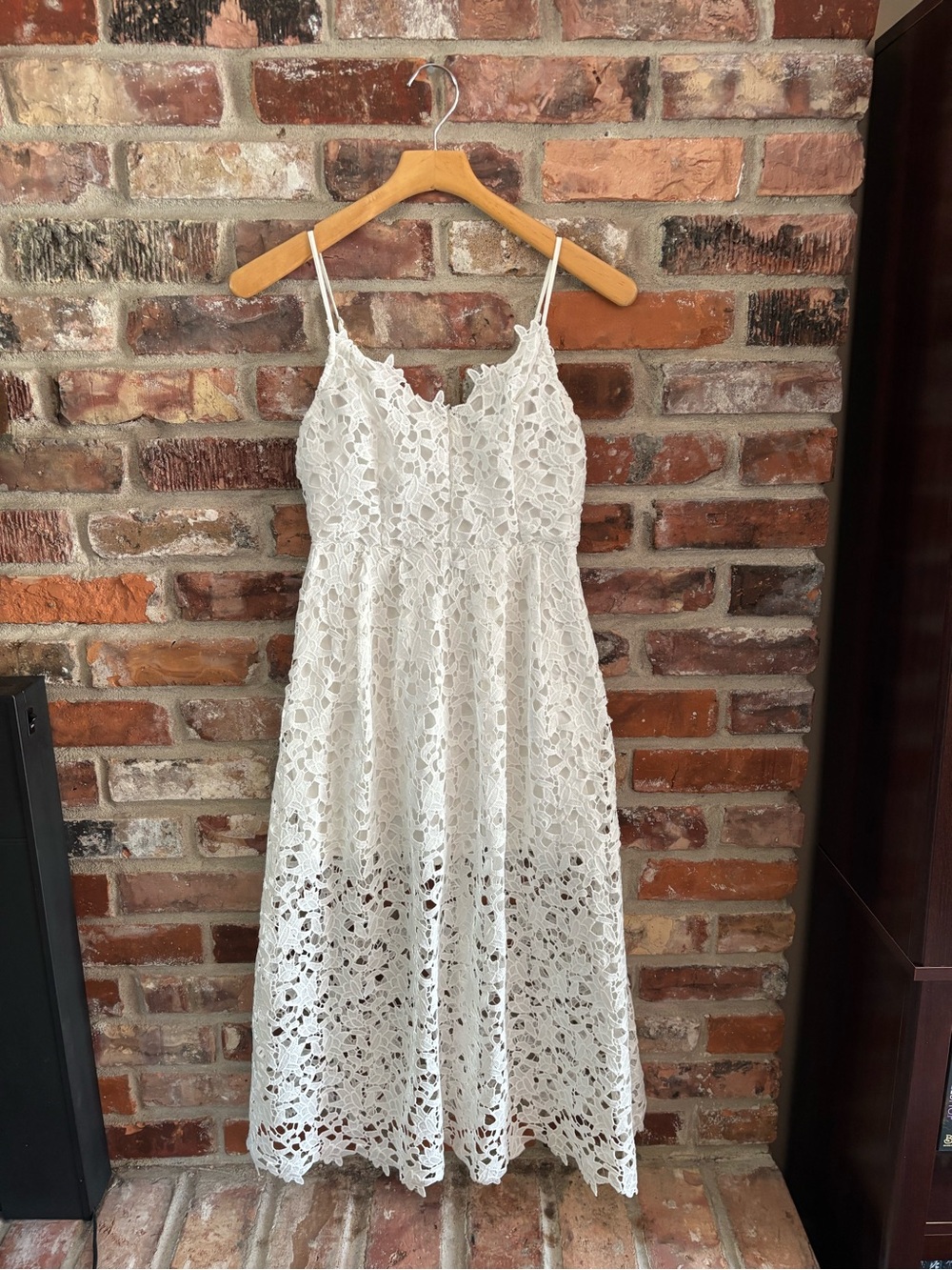 ASTR The Label White Lace Midi Dress, M - Picture 3 of 9